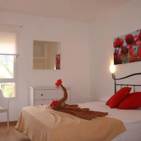 Lomas - קוסטה קלמה